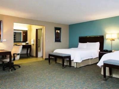 Hotel Hampton & Crawfordsville