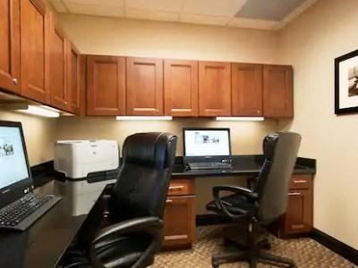 Hotel Hampton & 3*