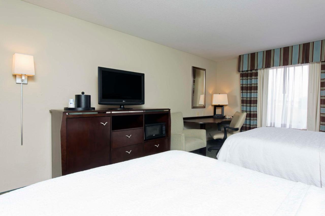 Hampton & Hotel Crawfordsville