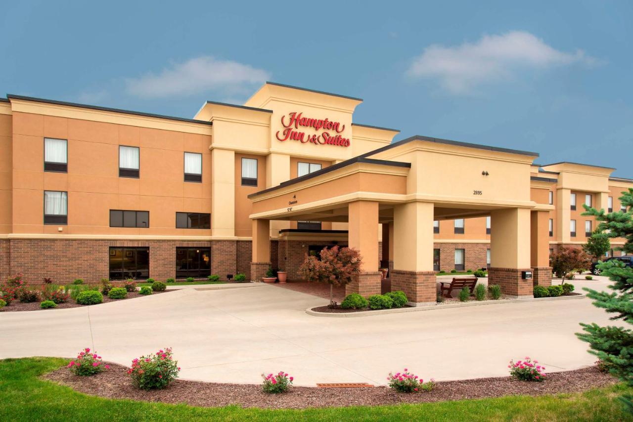 Hampton & Hotel Crawfordsville