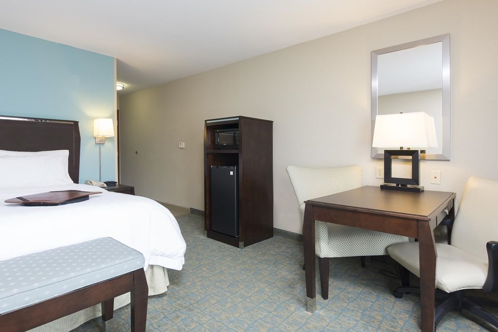 Hotel Hampton & Crawfordsville