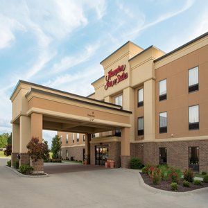 Hotel Hampton & Crawfordsville